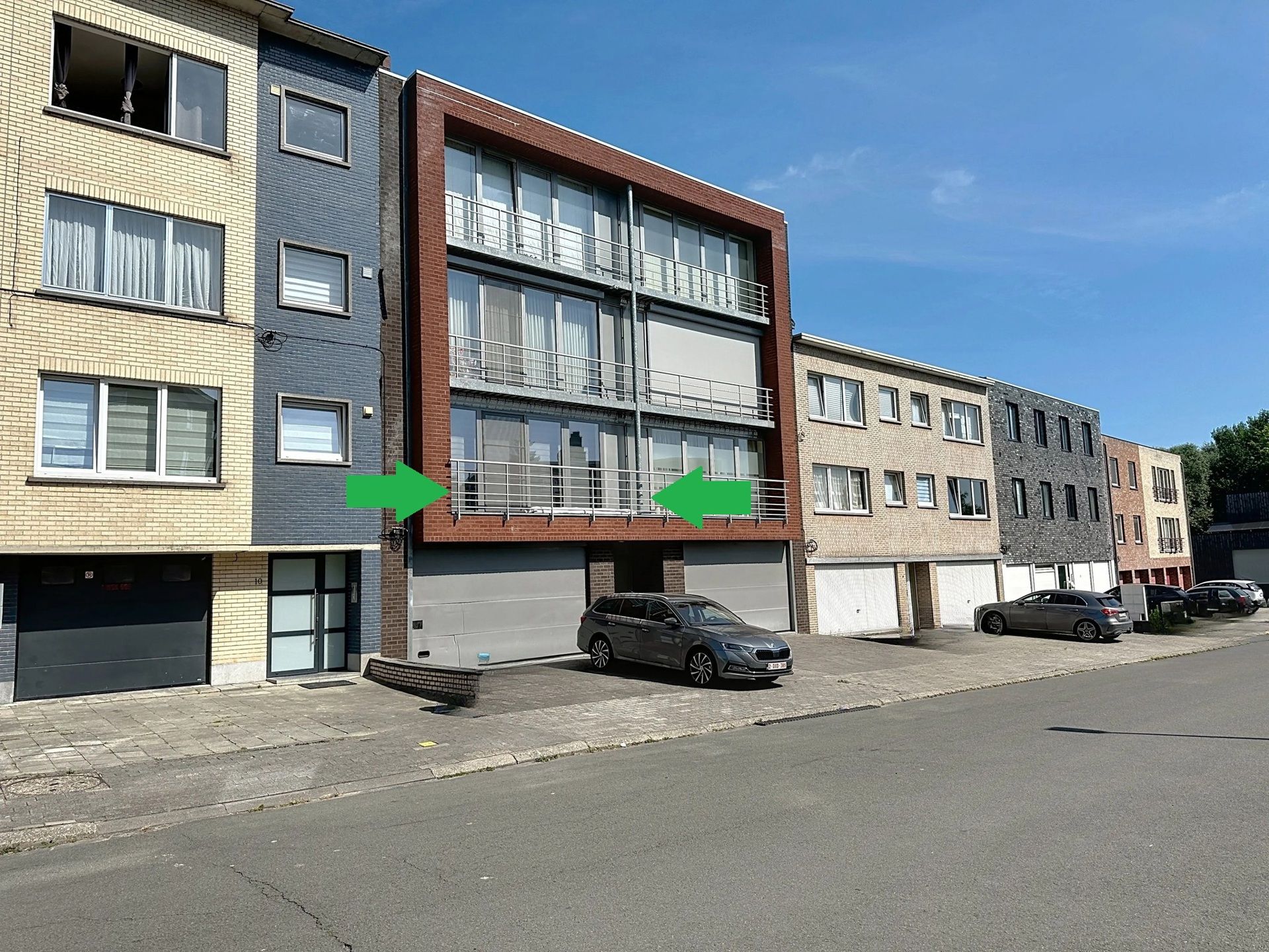 2-Slaapkamer appartement met terras in uitstekende staat foto 2