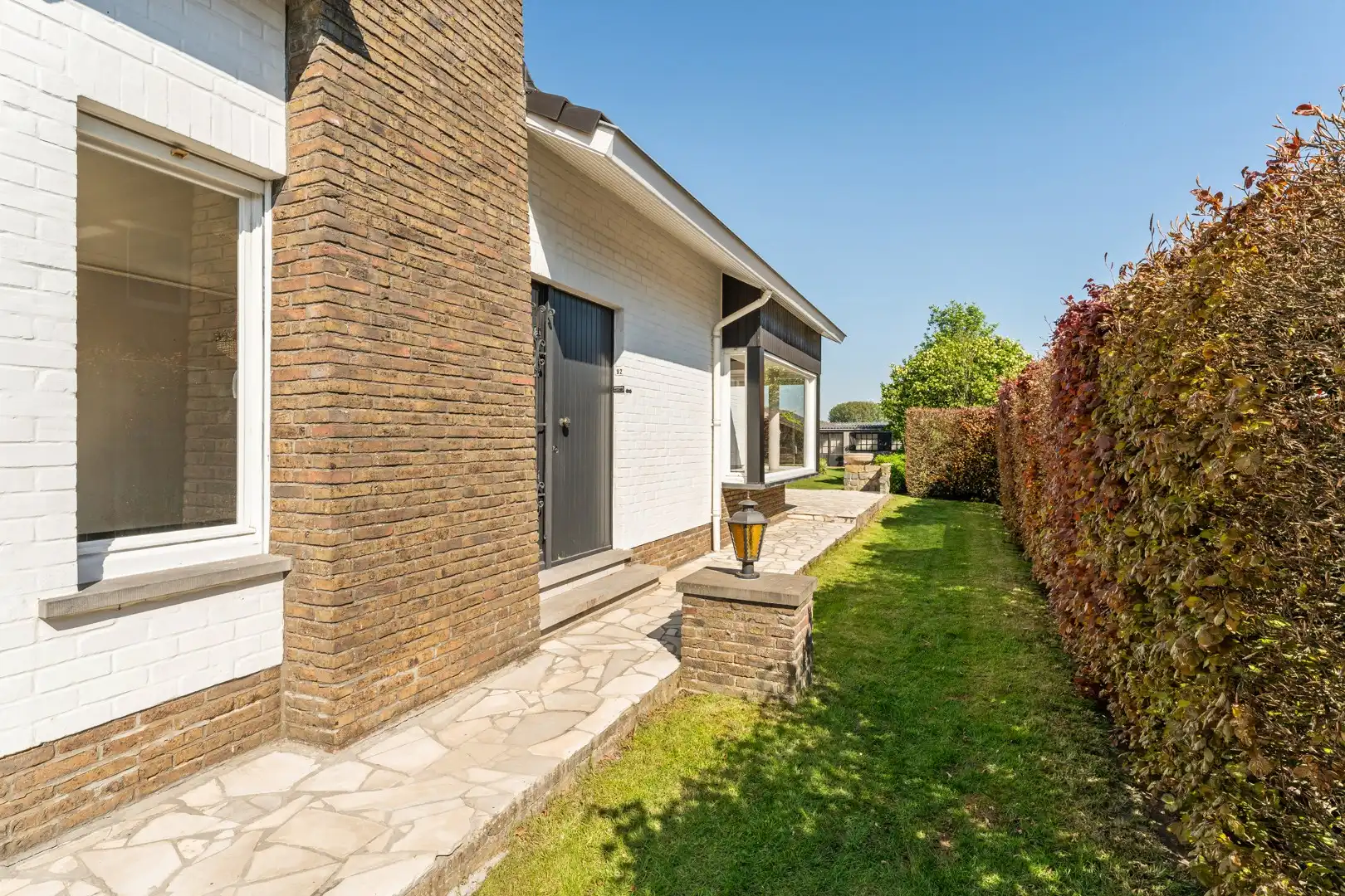 Lichtrijke woning te koop op een vlot bereikbare locatie foto 11