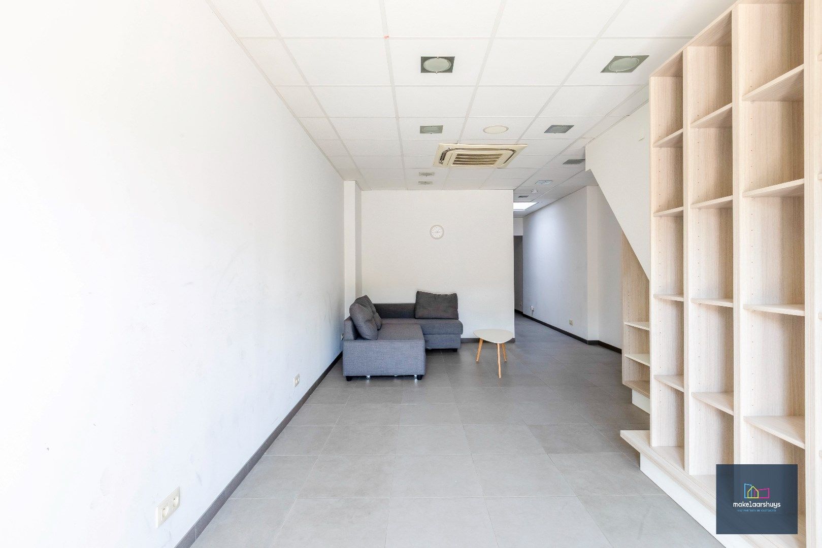Eigendom met handelsgelijkvloers en duplexappartement  foto 25