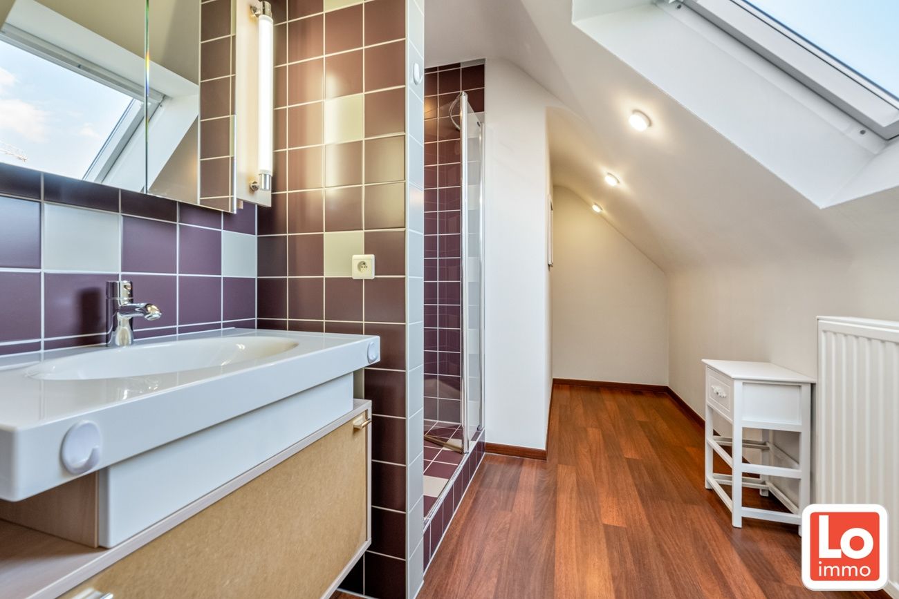 Mooi dakappartement met 3 slaapkamers, 2 badkamers, 2 terrassen (18m² & 5m²) en garagebox foto 14