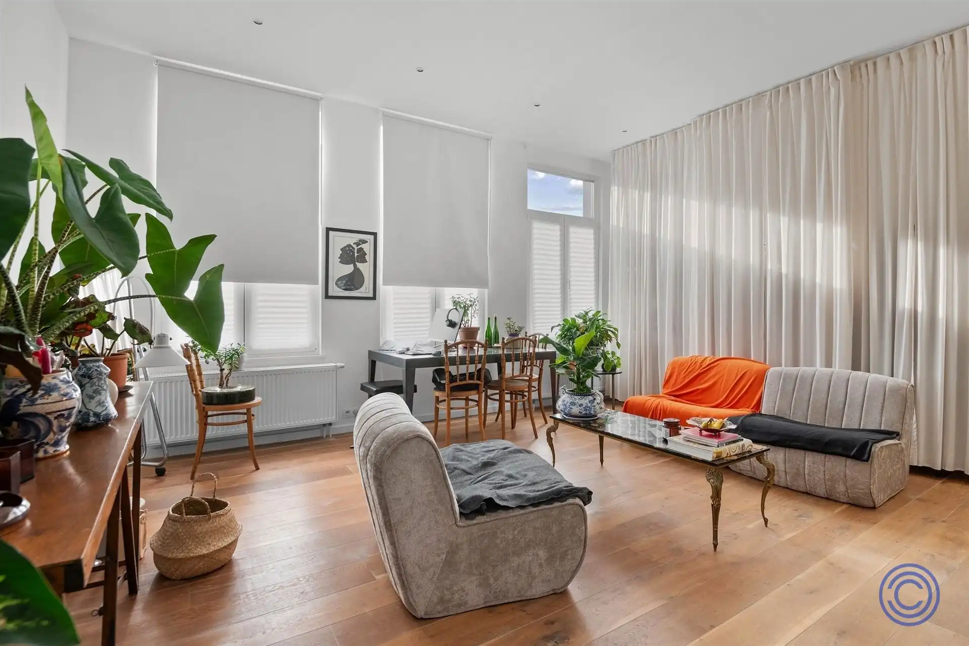 Energiezuinig en gezellig appartement met terras! foto {{pictureIndex}}