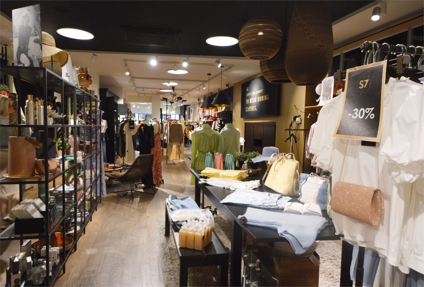 INSTAPKLAAR COMMERCIEEL PAND foto 6