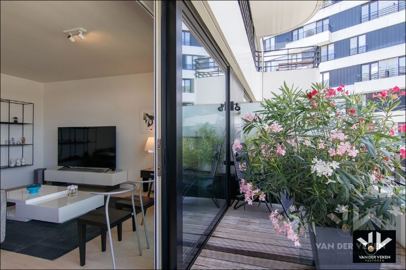 ZEER MOOI AFGEWERKT 2-SPLKAPP IN RESIDENTIE ZUIDZICHT foto 6