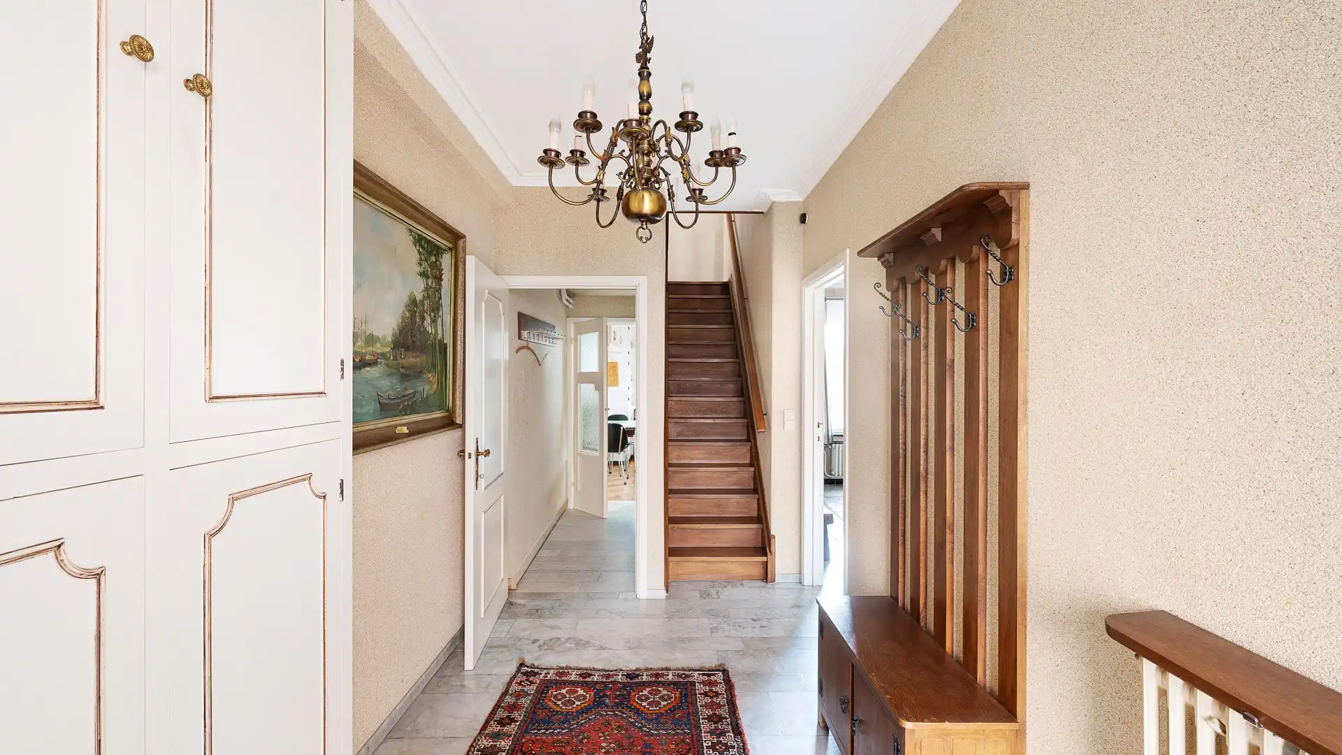 Woning met zonnige tuin en 4 slaapkamers in Oud-Knokke foto 13