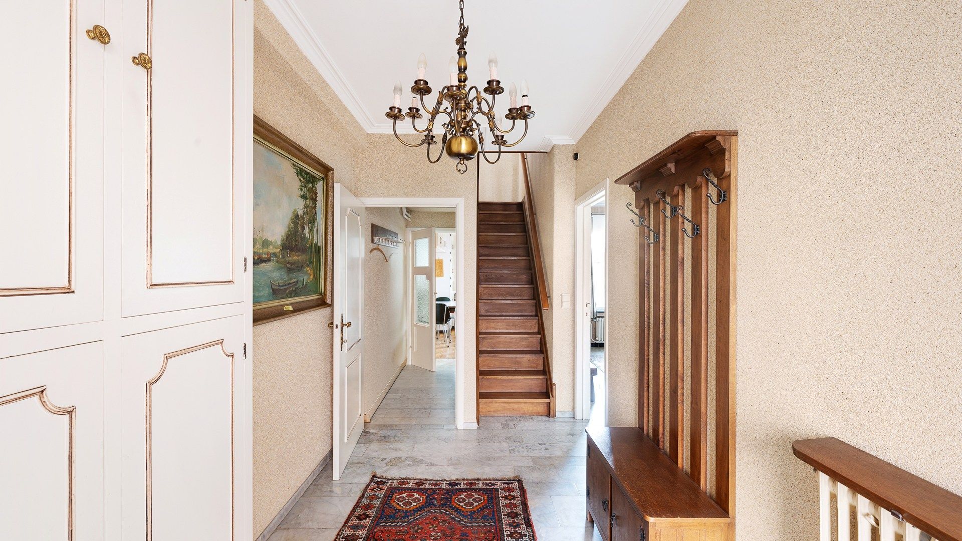 Woning met zonnige tuin en 4 slaapkamers te koop in Oud-Knokke foto 13