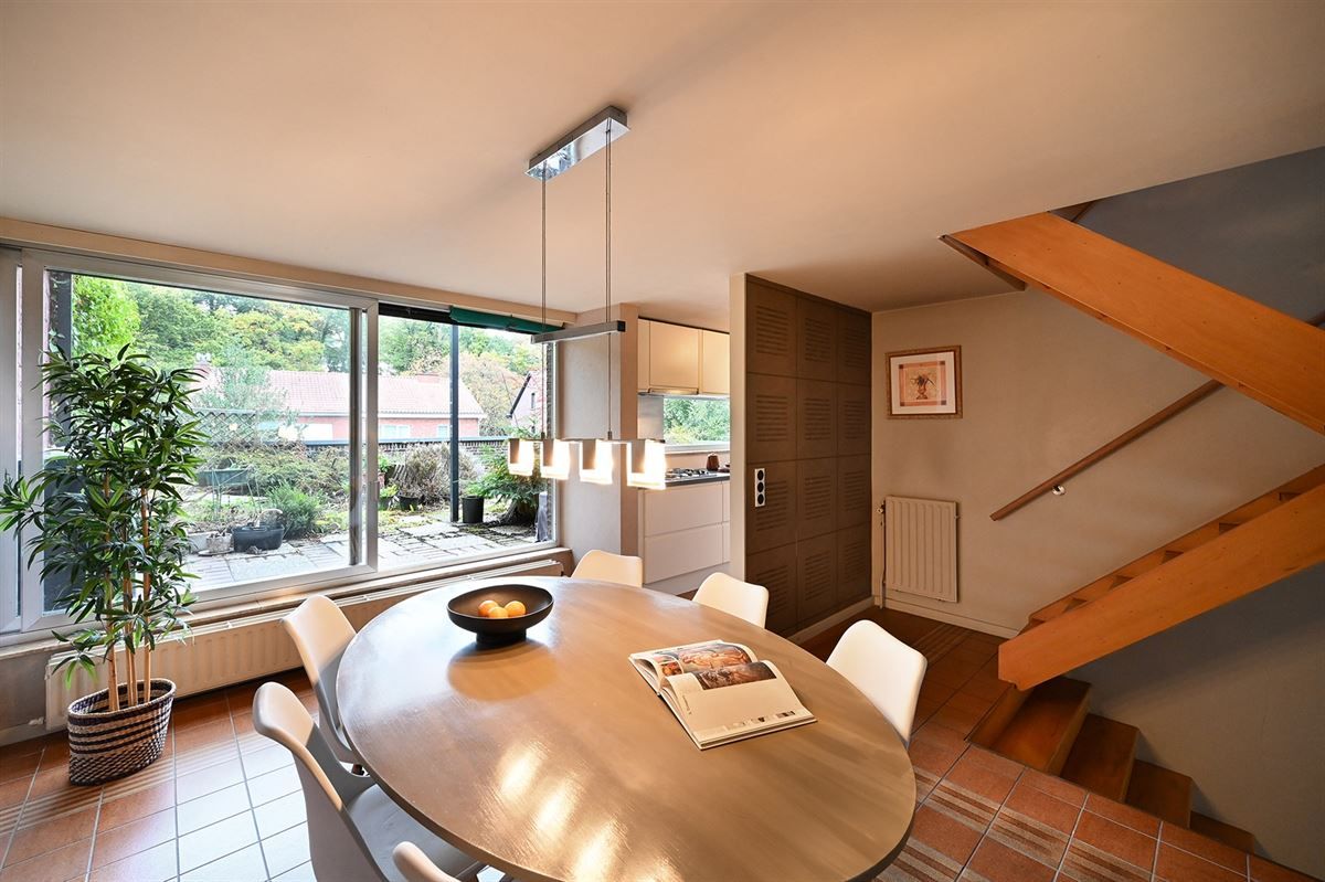 Ruime splitlevel woning met veel potentieel foto 5