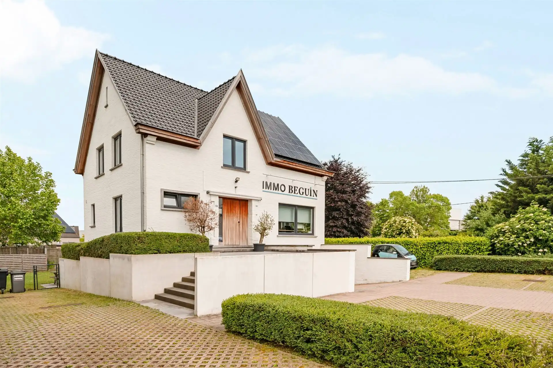 Ideaal kantoorgebouw/praktijk met appartement/extra kantoor foto 4