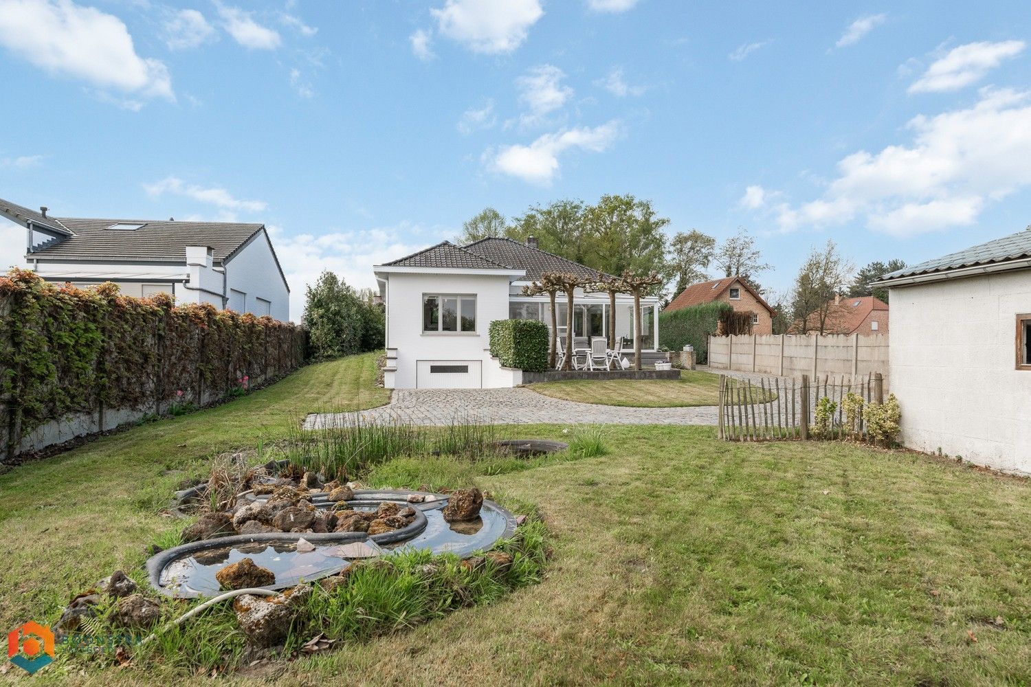 Perfect onderhouden woning met 3 Slpkrs op 1230 m² foto 27