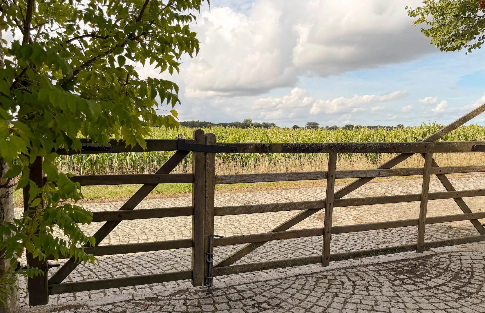 Landelijk wonen in alle rust op een bijzondere site foto 2