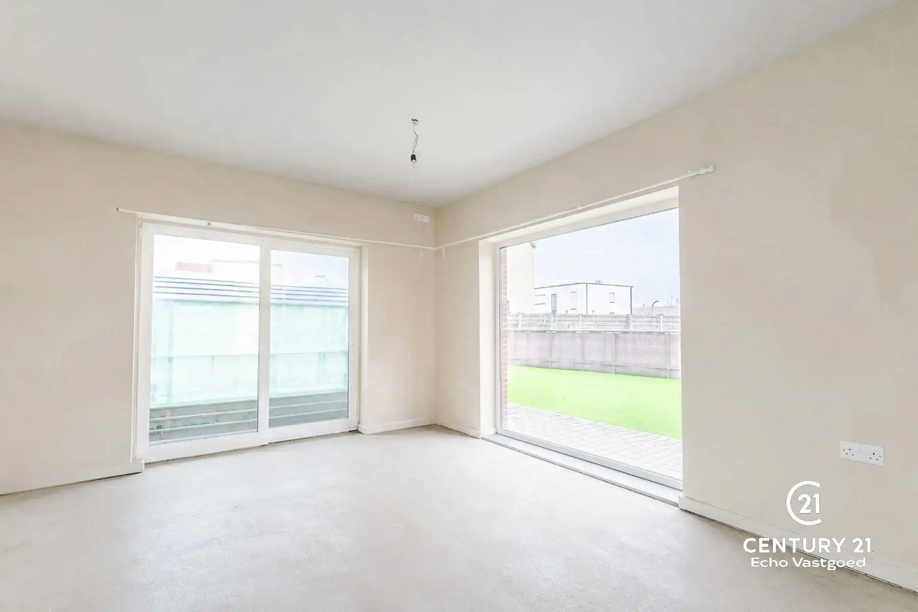 ruime woning met 4 slaapkamers op een fraai hoekperceel  foto 7