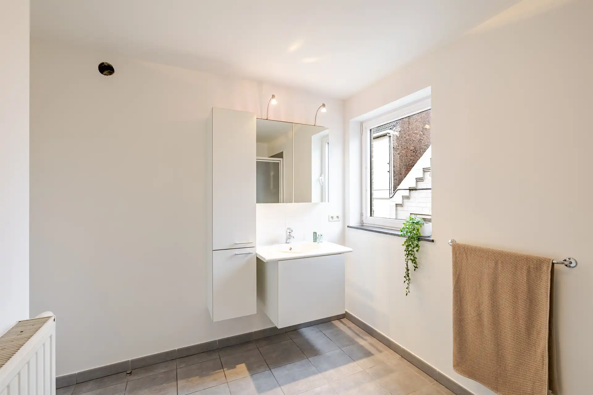 Praktisch ingedeeld appartement met twee slaapkamers op centrale ligging te Aalst foto 15