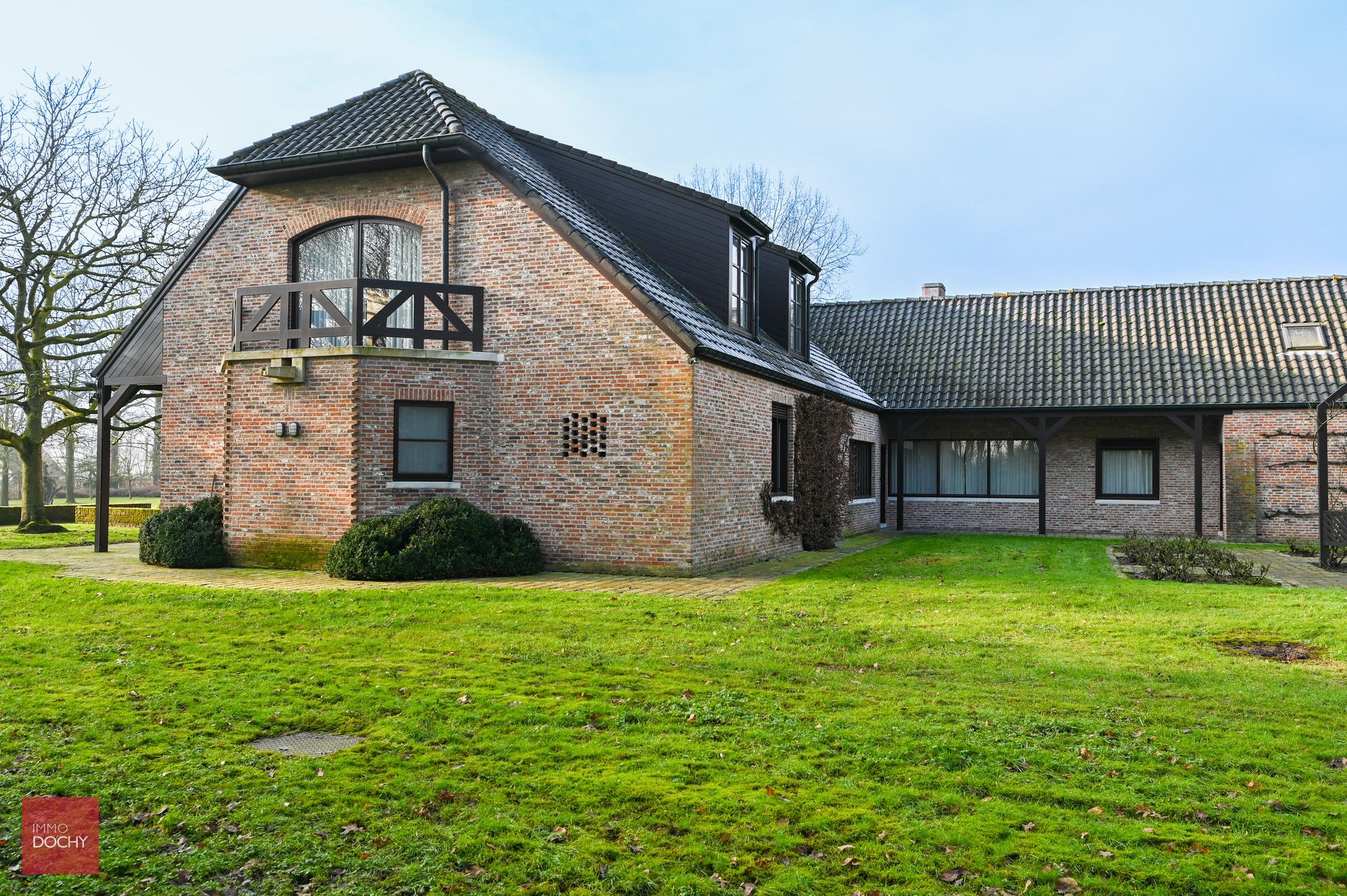 Ruim landhuis in prachtig domein van ca. 2ha foto 8