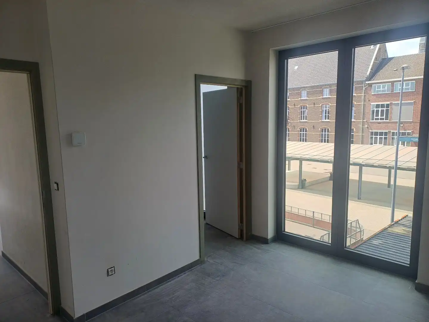 Instapklaar energieneutraal 1 slaapkamer nieuwbouw-appartement in Neerpelt centrum foto 11