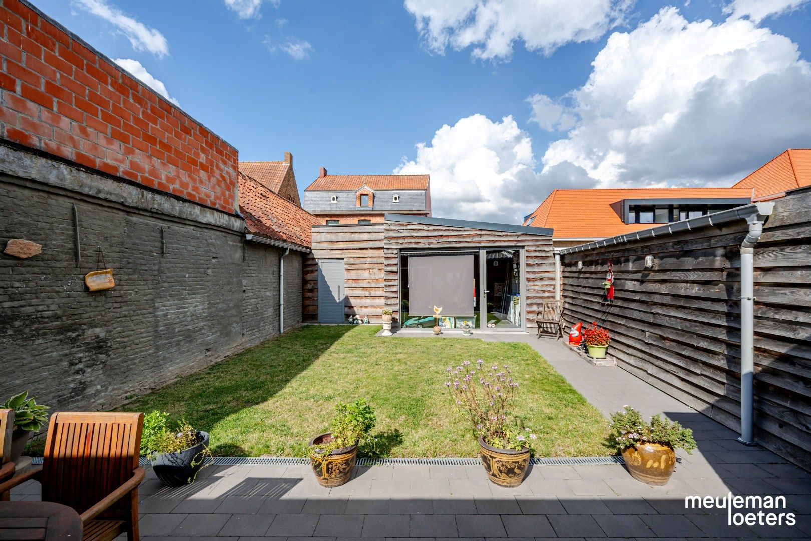 Instapklare woning met tuin en garage foto 14