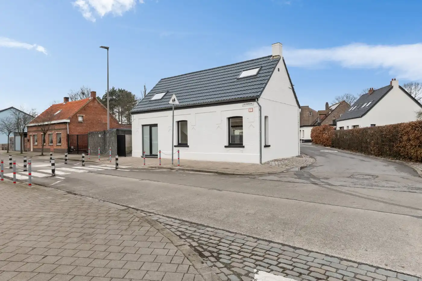 Prachtig gerenoveerde open bebouwing met 3 slpk. en autostaanplaats foto 30