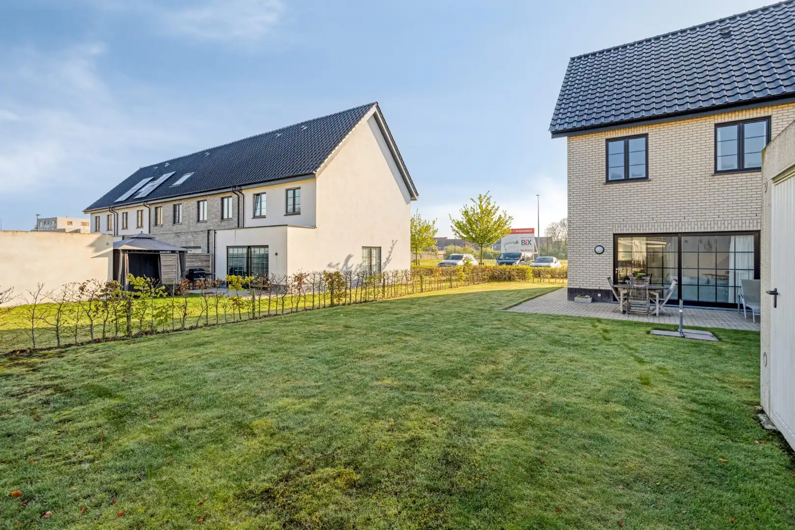 Recente halfopen woning met 4 slaapkamers en garage! foto 18