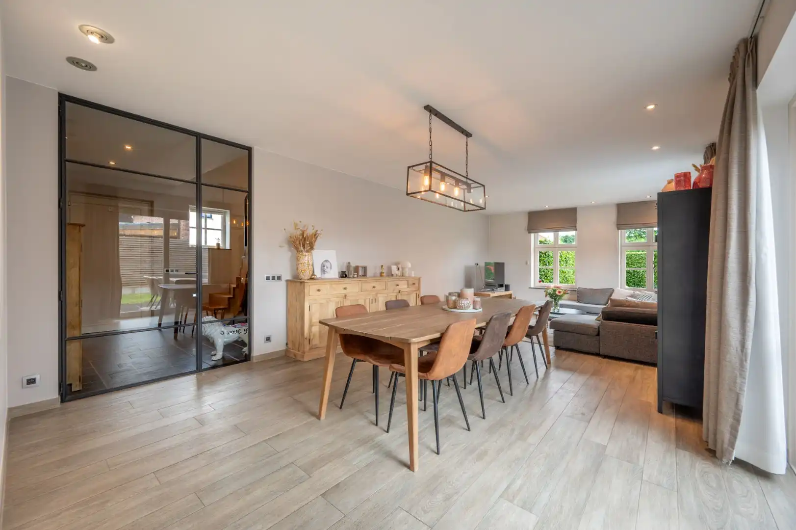 Ruime villa in pastoriestijl - rustig gelegen foto 8