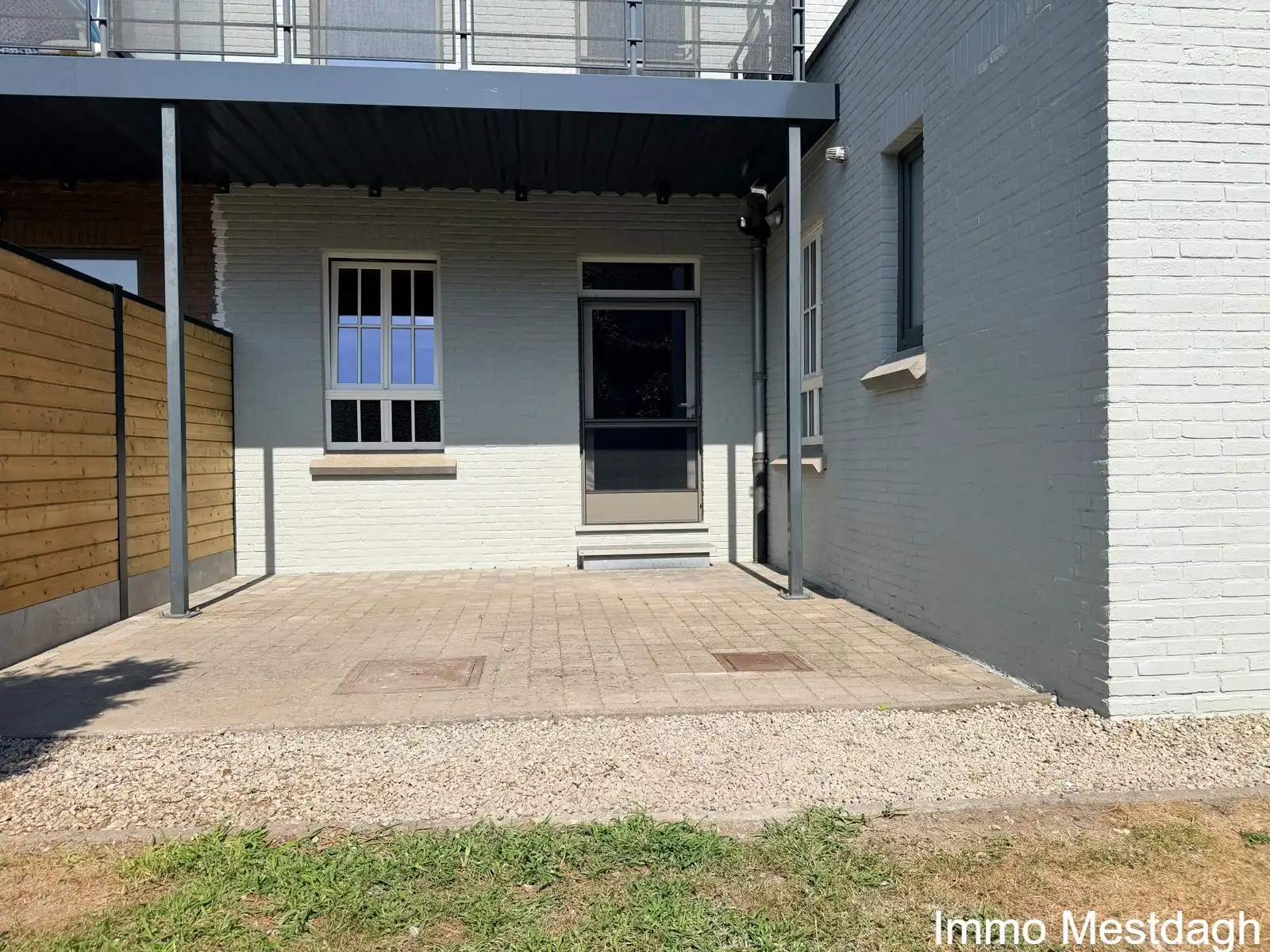 Prachtig gerenoveerd gelijkvloers appartement met terras en tuin in centrum Rummen foto 20