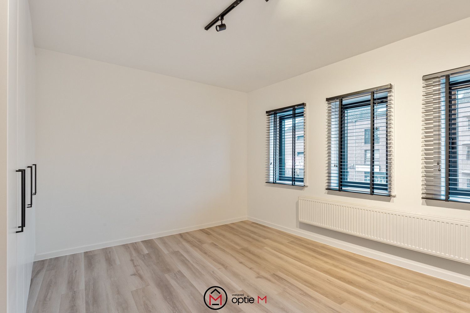 Volledig gerenoveerde woning met 4 slaapkamers en 2 badkamers in Hasselt foto 17