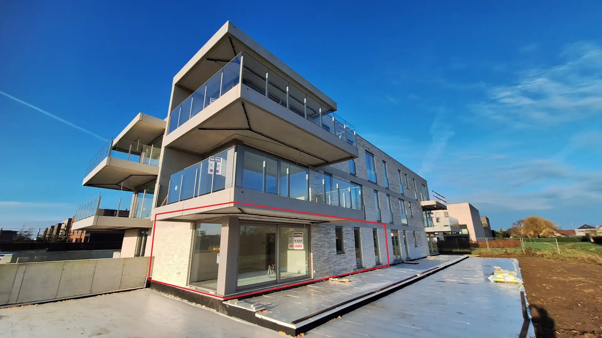 Appartement te koop foto {{pictureIndex}}