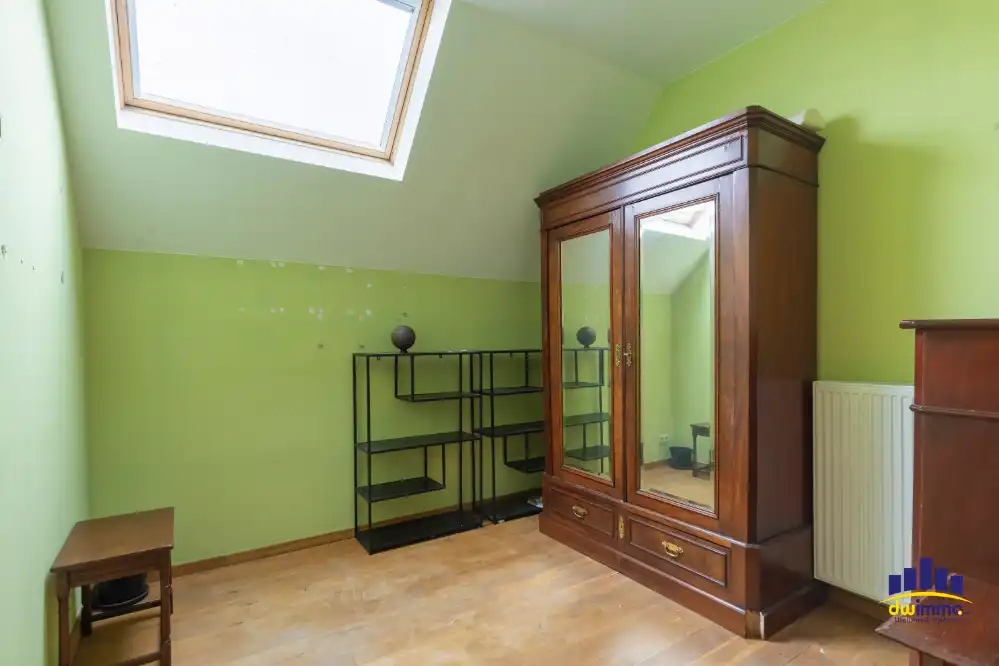 Ruime woning met 3 slaapkamers en gezellige koer in Ledeberg. foto 14