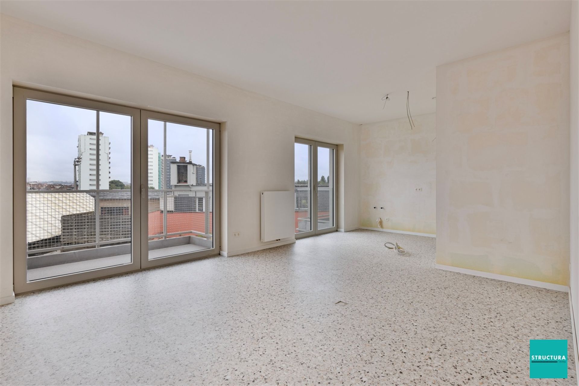 Prachtige duplex appartement met panoramisch uitzicht te Koekelberg. foto 5