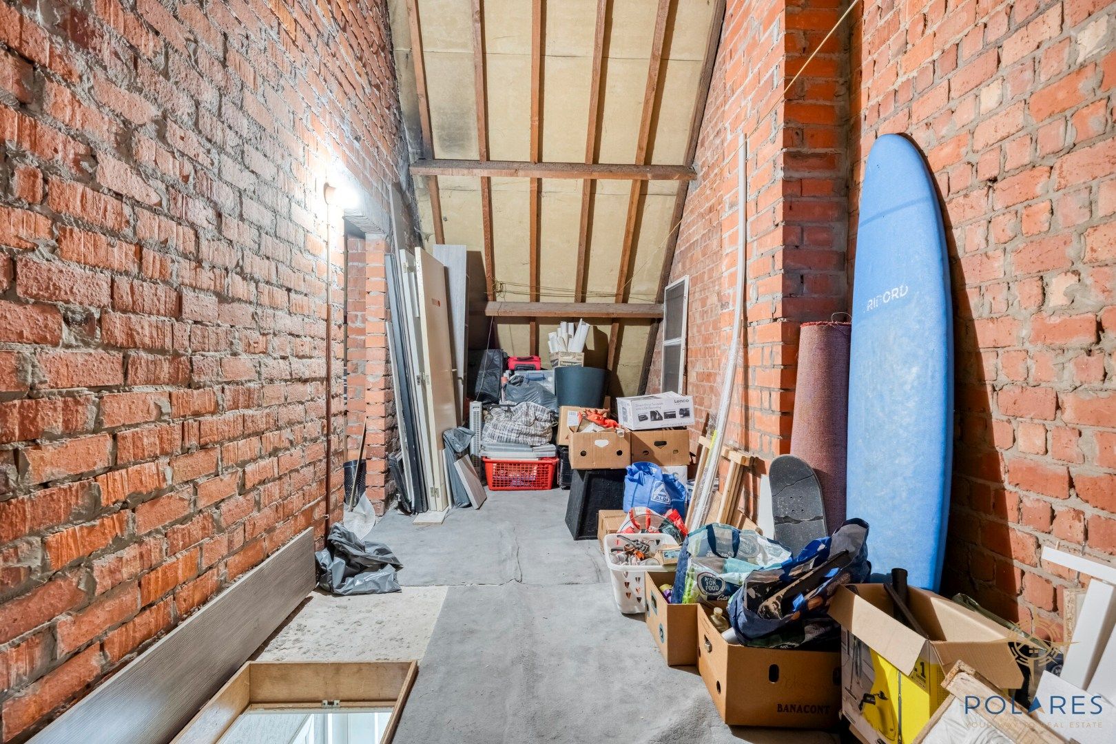 Instapklare rijwoning met garage foto 17