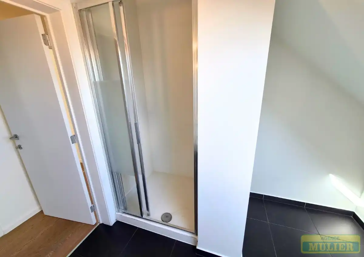 MODERN APPARTEMENT AAN DE ZONNEKANT TE KOOP IN DE PANNE foto 16