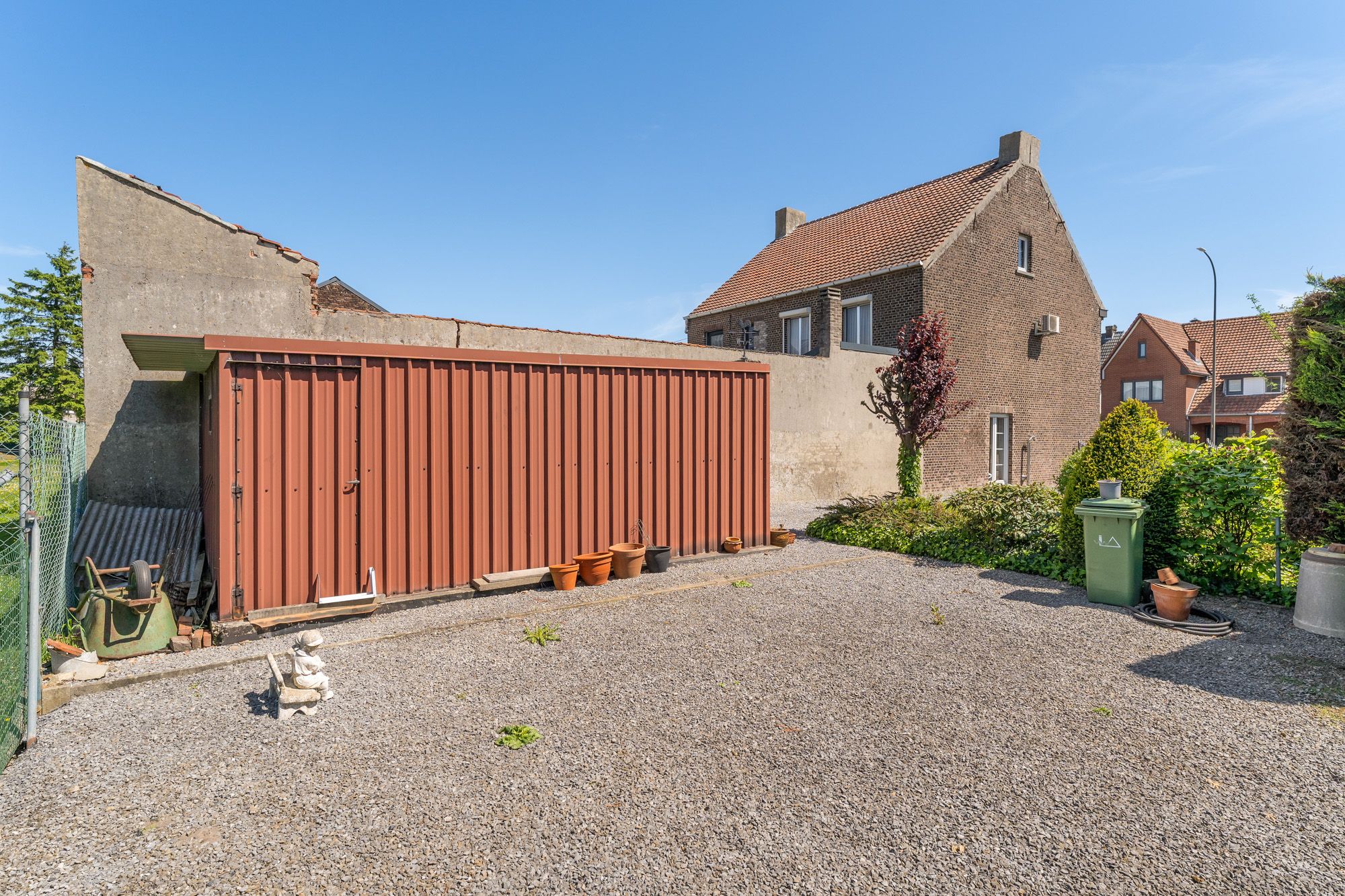 Te renoveren woning met bouwgrond te koop in de Kanaallaan 55 te Bree voor 262.000 euro! foto 25