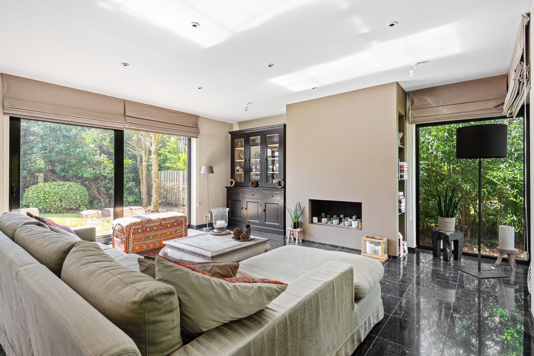 Moderne villa vlakbij het park van Halle Zoersel op 2.933m². foto 2