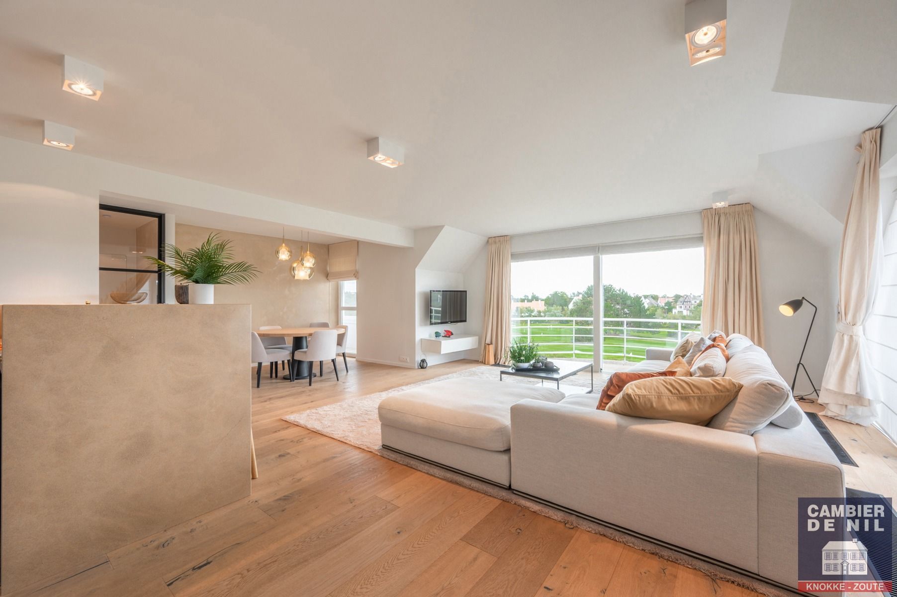 Instapklaar, ruim appartement met open zicht op de Approachgolf - Zoute foto 2