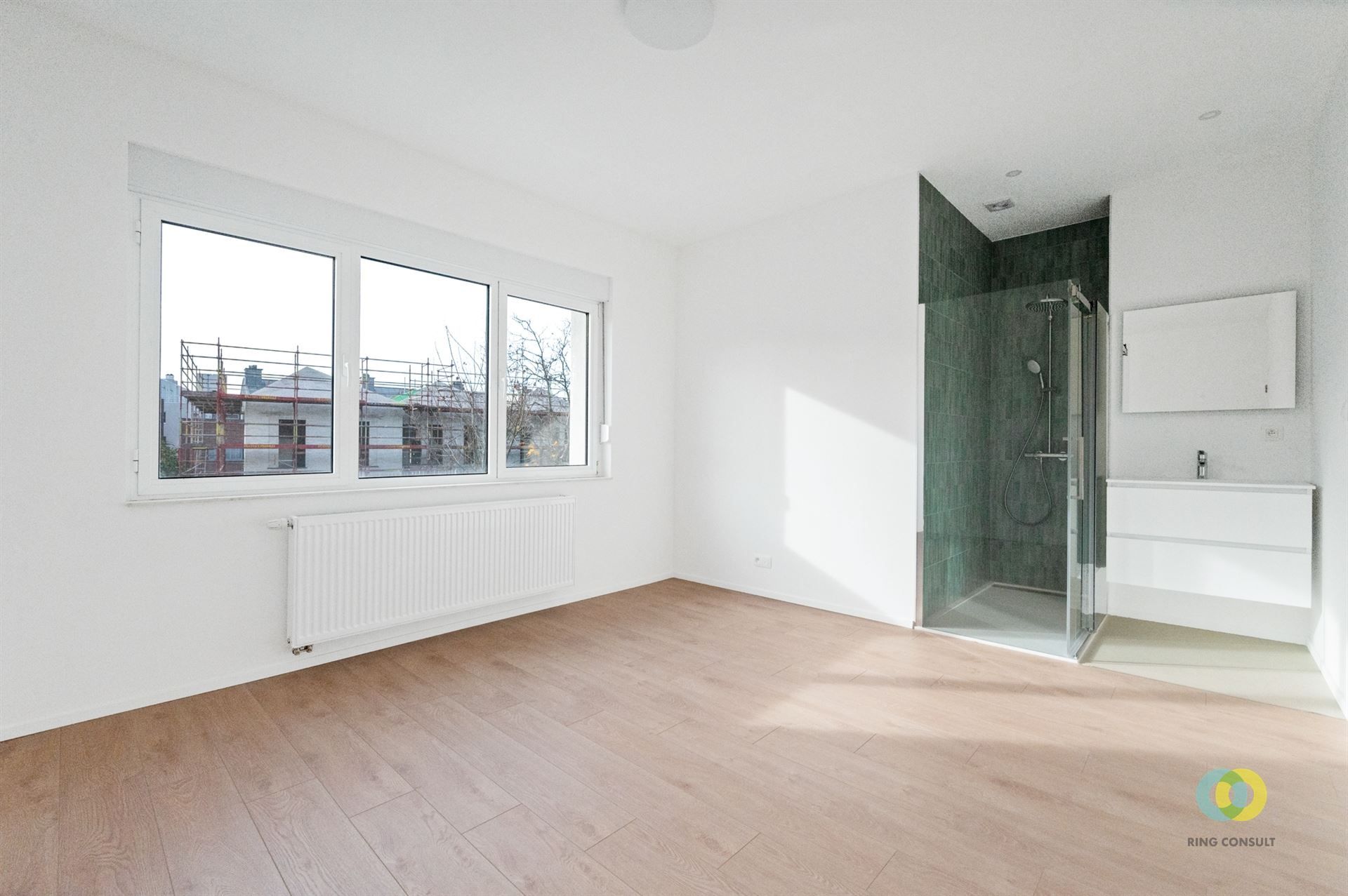 Gerenoveerd appartement met twee slaapkamers foto 9