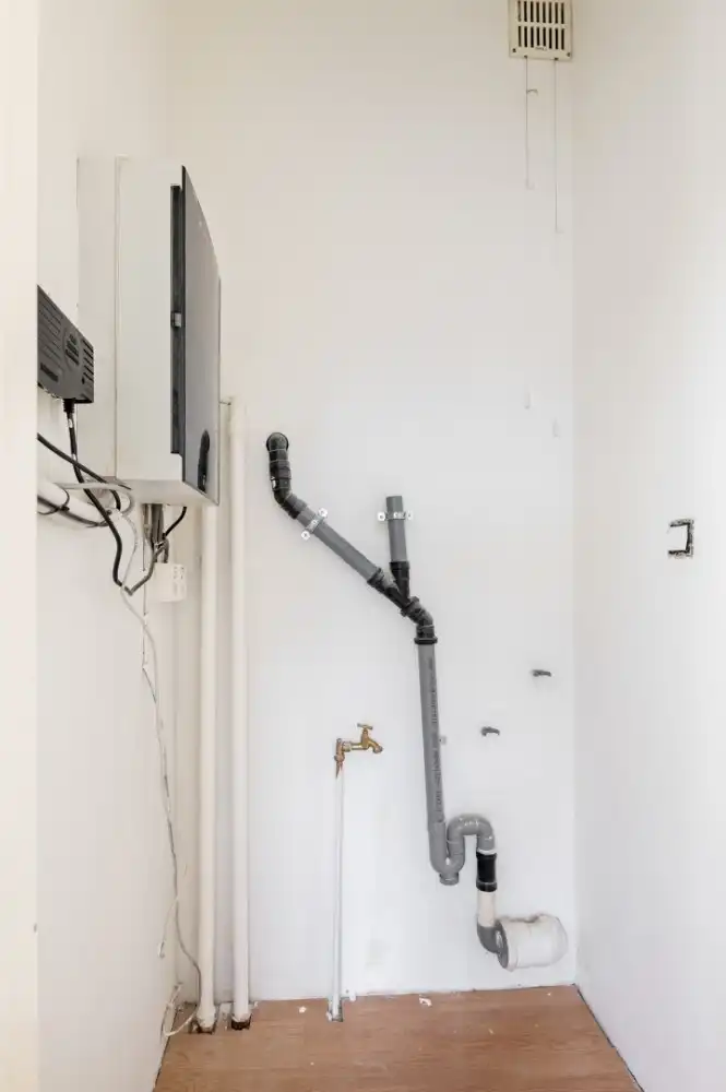 Tof, ruim app. op 2e verd. met 3 slpk. en mog. garage foto 13