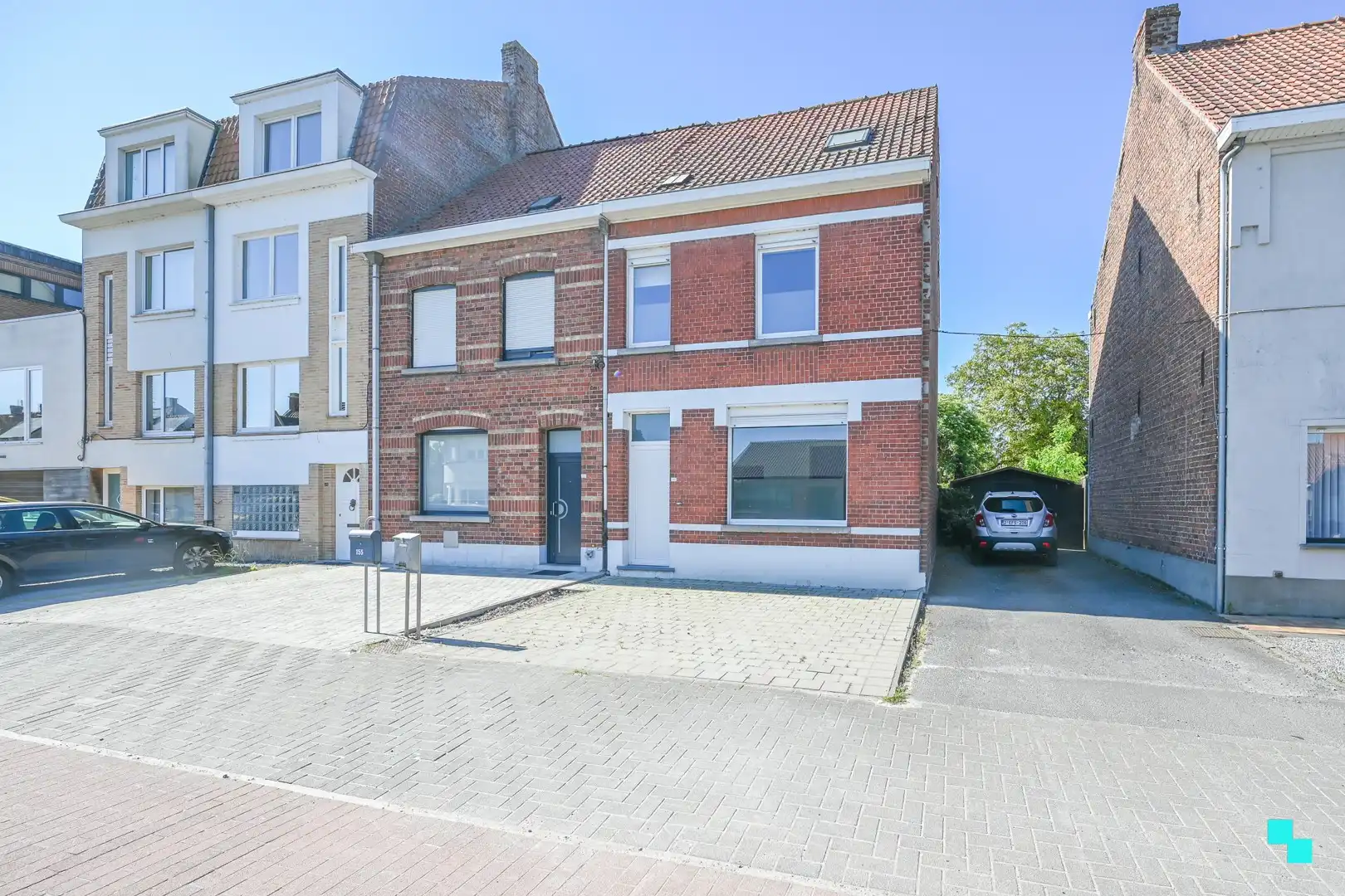 Op te frissen eengezinswoning met uitweg achteraan foto 33