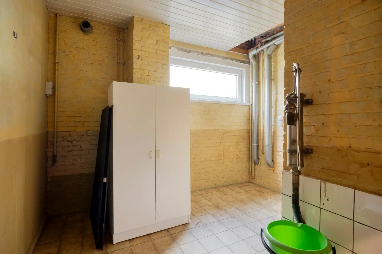 Ruime woning met 5/6 slaapkamers op perceel van 6a80ca ! foto 12