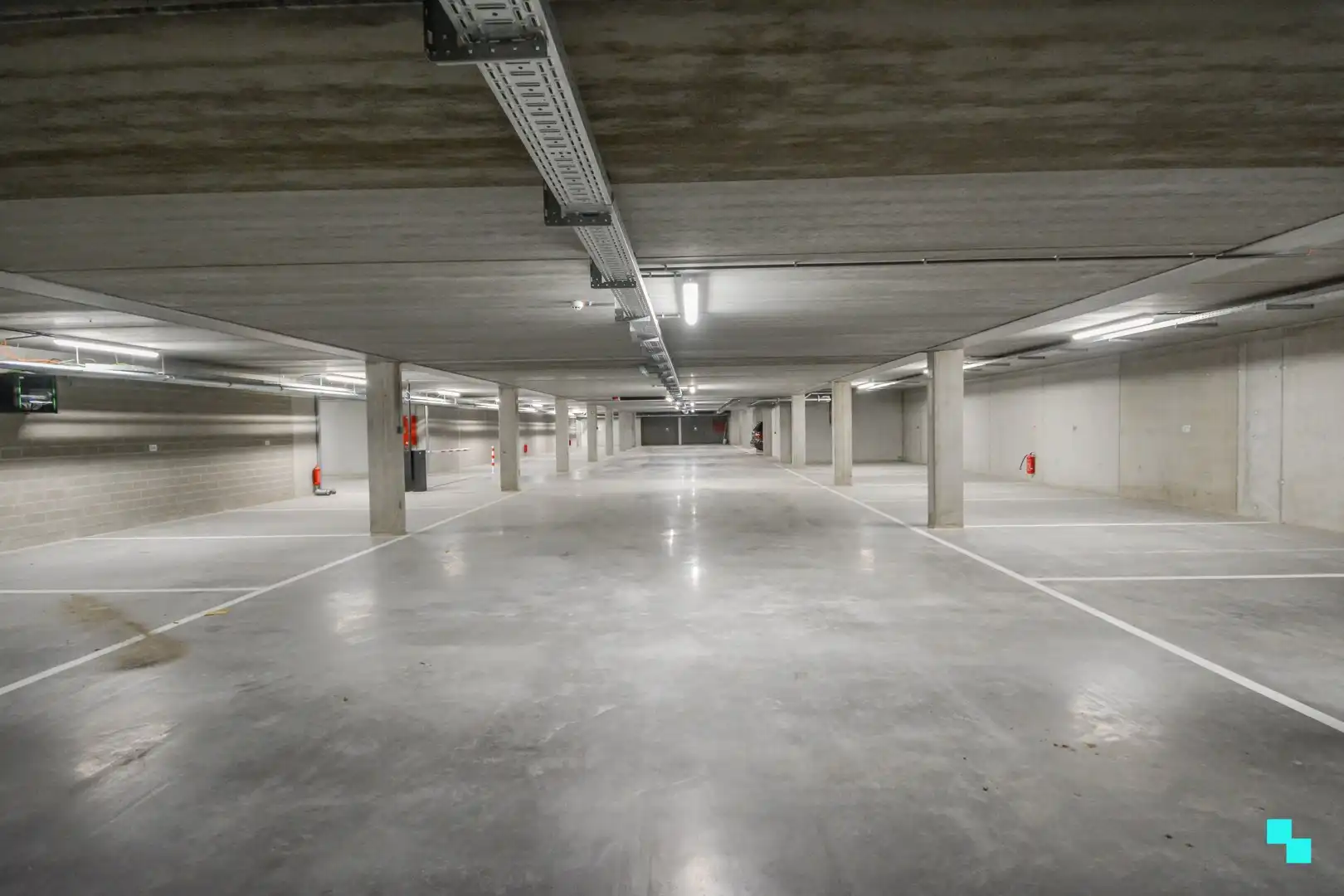 Ondergrondse autostaanplaatsen te Izegem foto 5