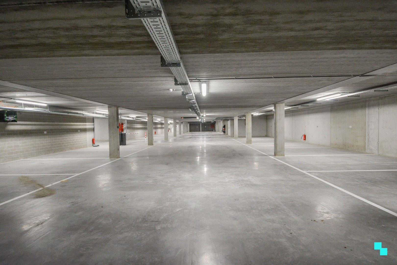 Ondergrondse autostaanplaatsen te Izegem foto 5