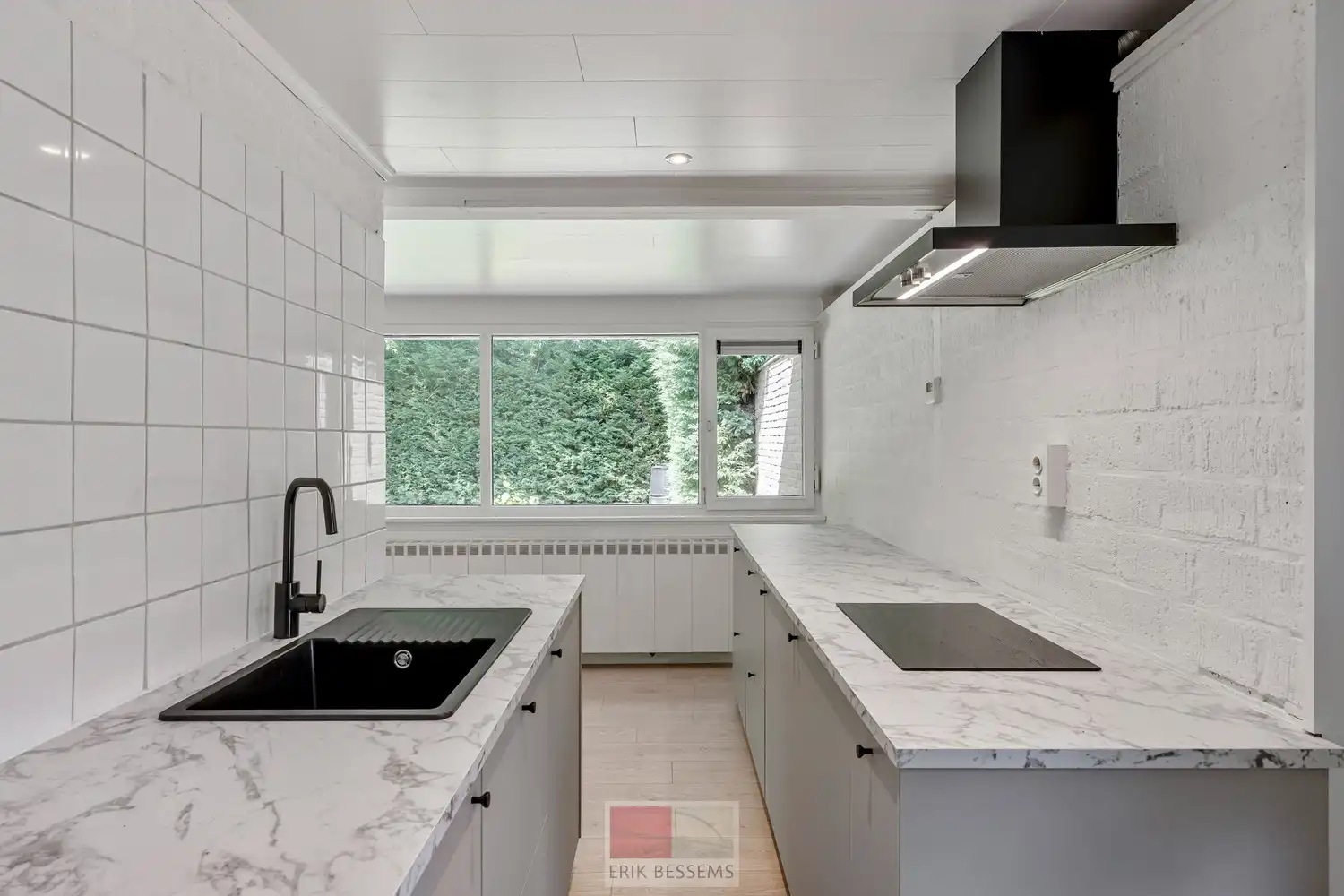 Recent gemoderniseerde bungalow, gelegen op het vakantiepark Sunclass Sonnevijver. foto 7