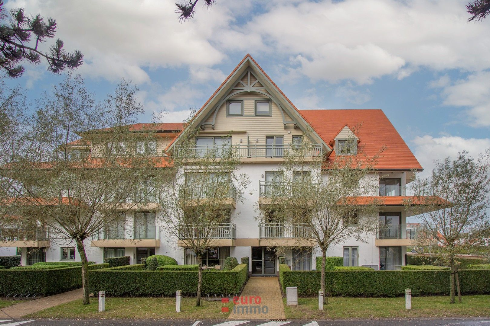 Schitterend hoekappartement met zalig terras! foto 2