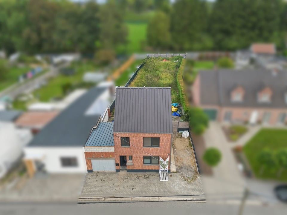 TE RENOVEREN GEZINSWONING MET GARAGE GARAGE IN VLIERMAAL foto 3
