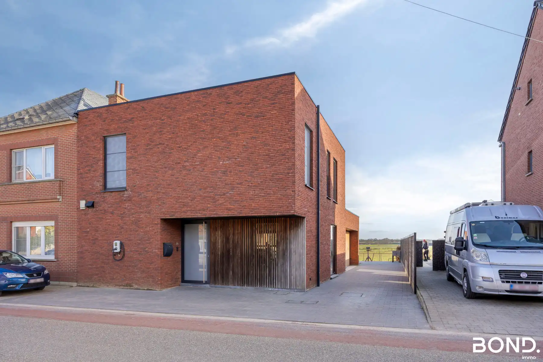 Energiezuinige gezinswoning foto {{pictureIndex}}