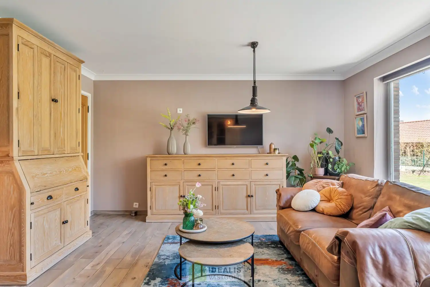 IDEALIS VASTGOED – Goed onderhouden en aangename gelijkvloerse woning met 2 slaapkamers op een prachtig, ruim en uiterst breed perceel foto 13