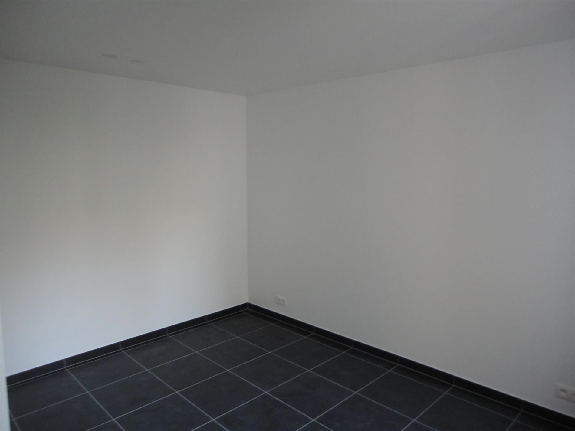 Volledig vernieuwd dakappartement met terras aan de Zuid in Gent foto 9