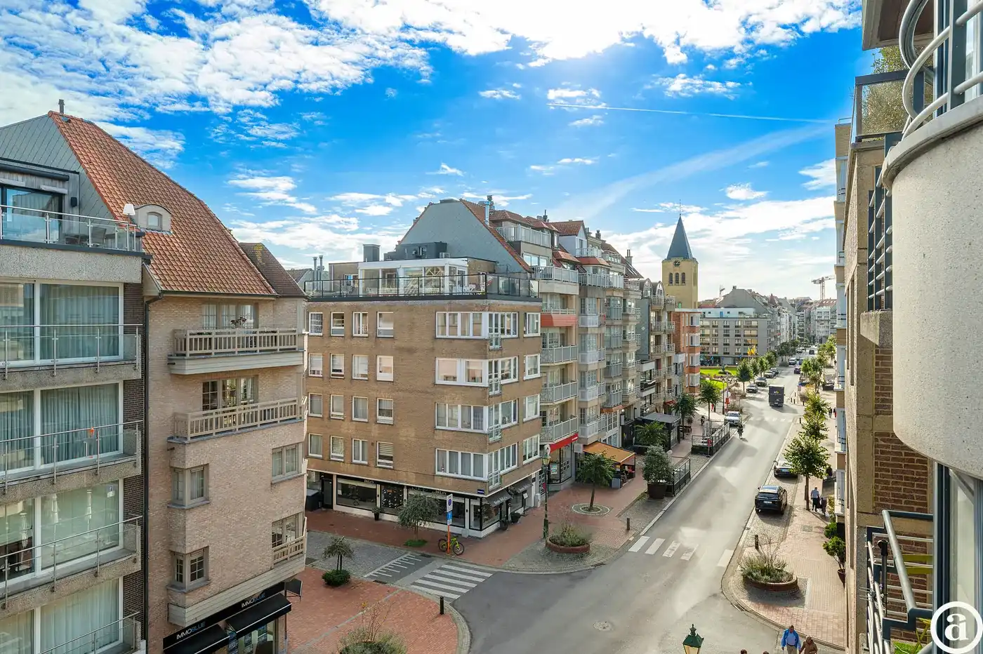 Recent gerenoveerd appartement met zonnig terras in de Dumortierlaan. foto 4