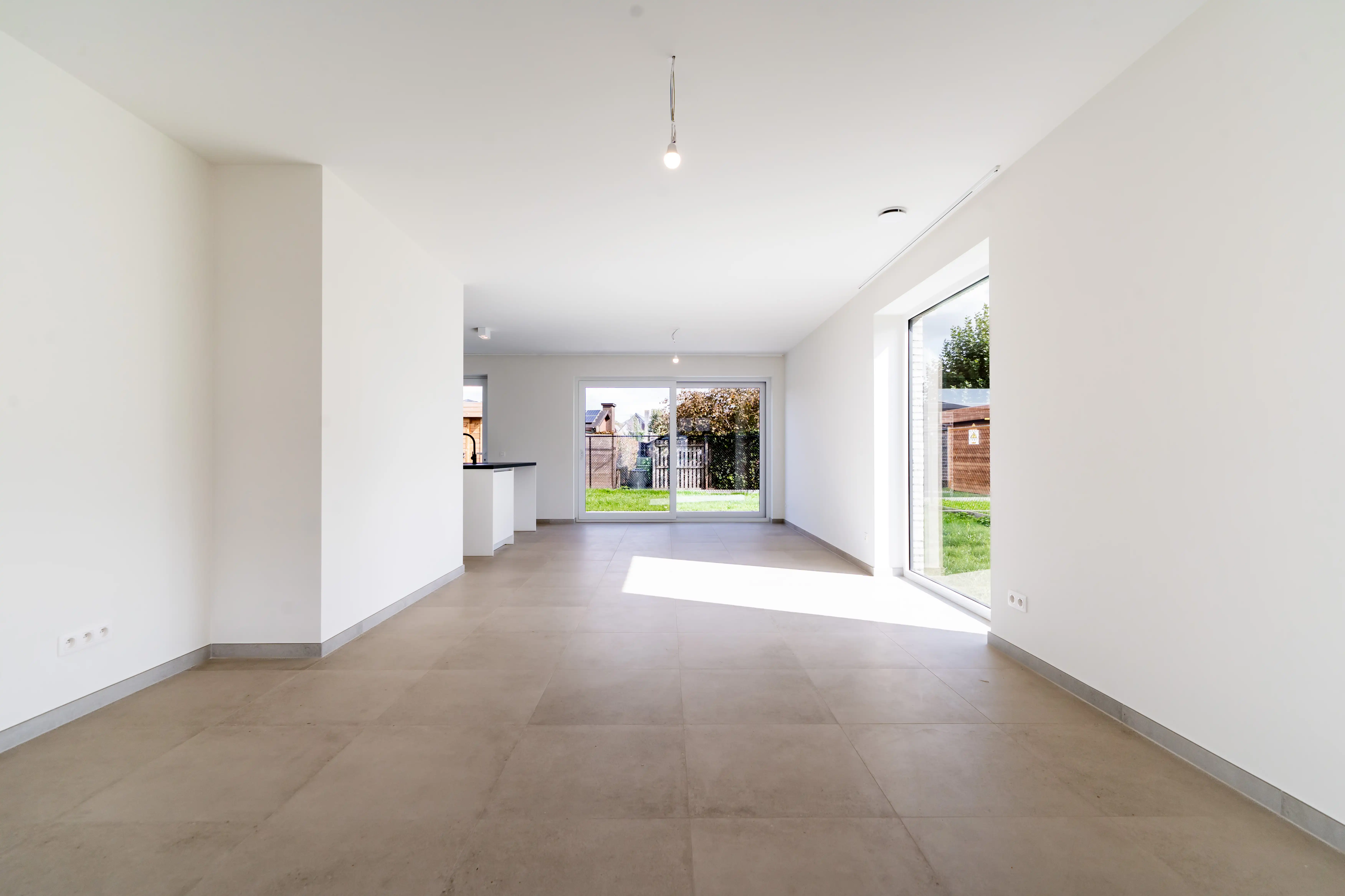 Vrijstaande nieuwbouwwoning met 3 slaapkamers en tuin foto 3
