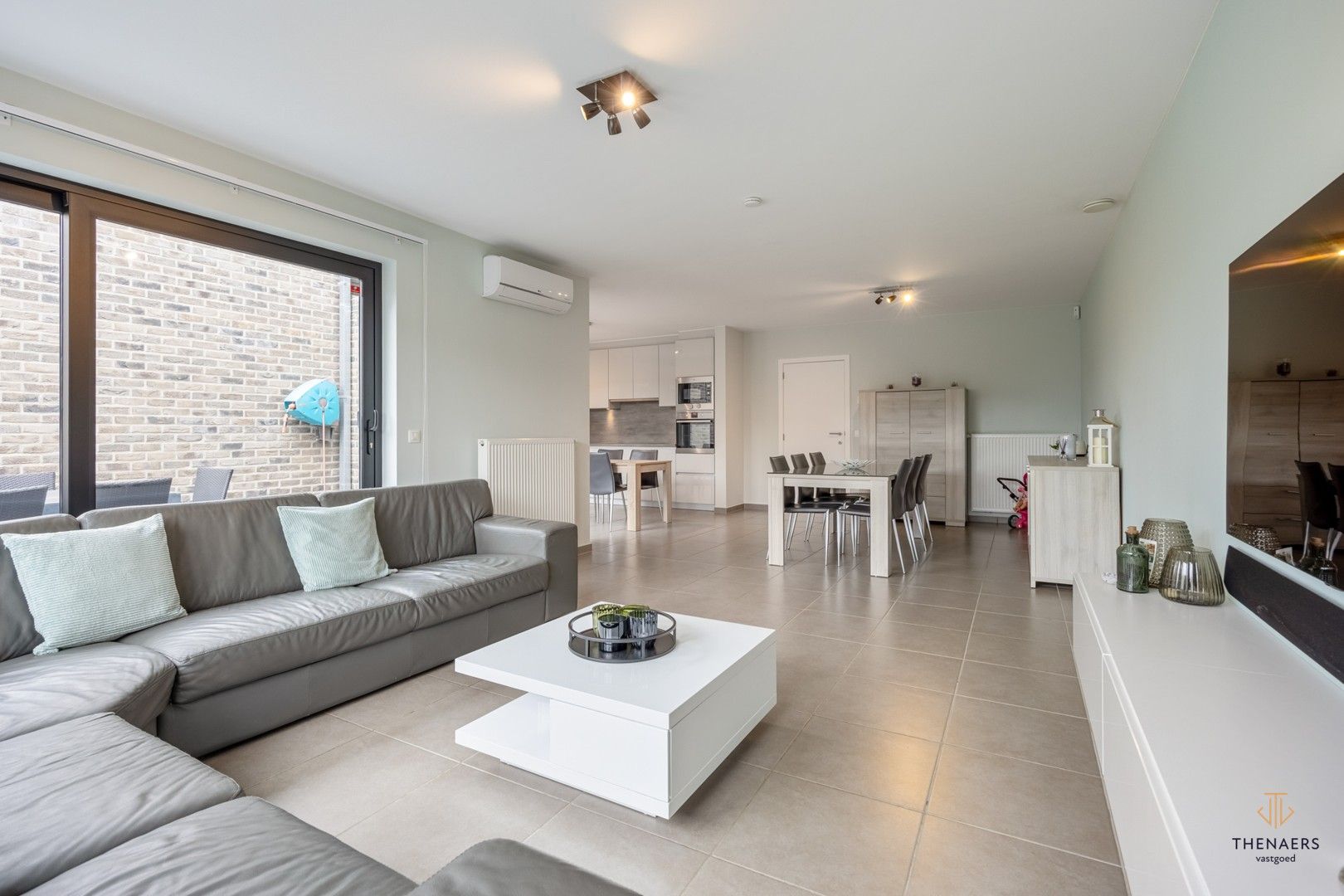Mooie en energiezuinige (Label "A") woning met 3 slaapkamers in Sint-Truiden. foto 3
