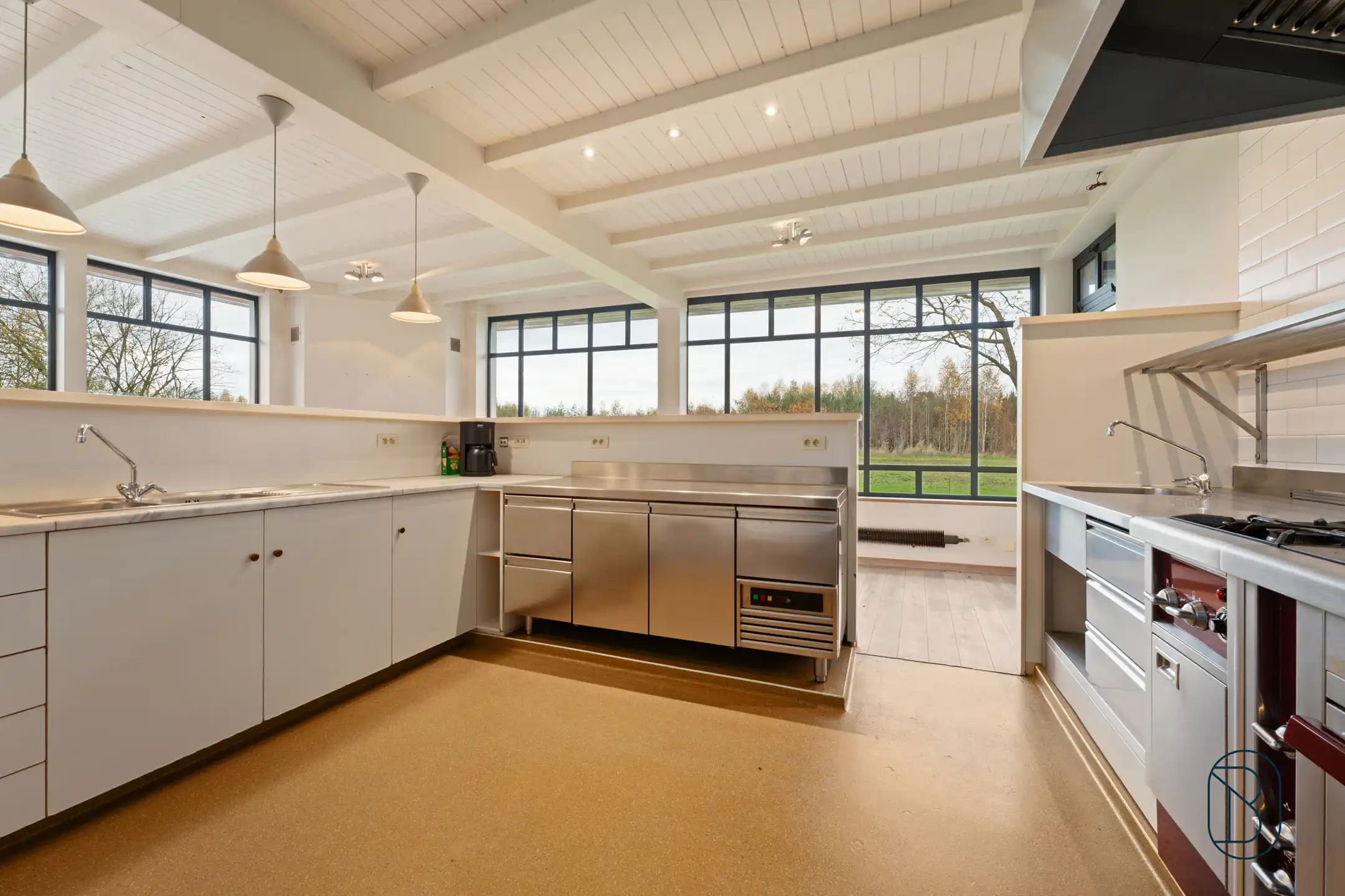 Prachtige hoevewoning met loods en bouwgrond op 2,7 hectare foto 14