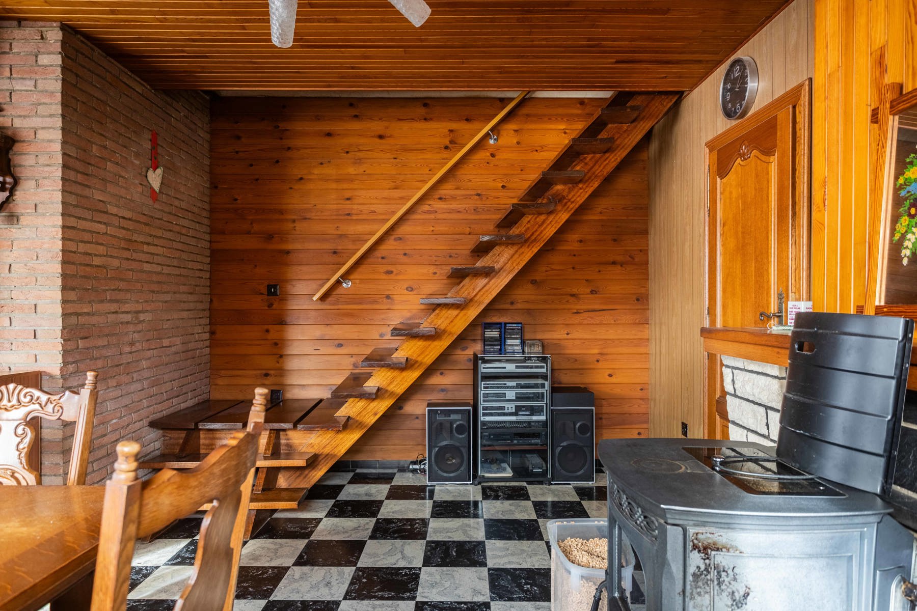 Rustig gelegen open bebouwing met privatieve oprit  foto 9