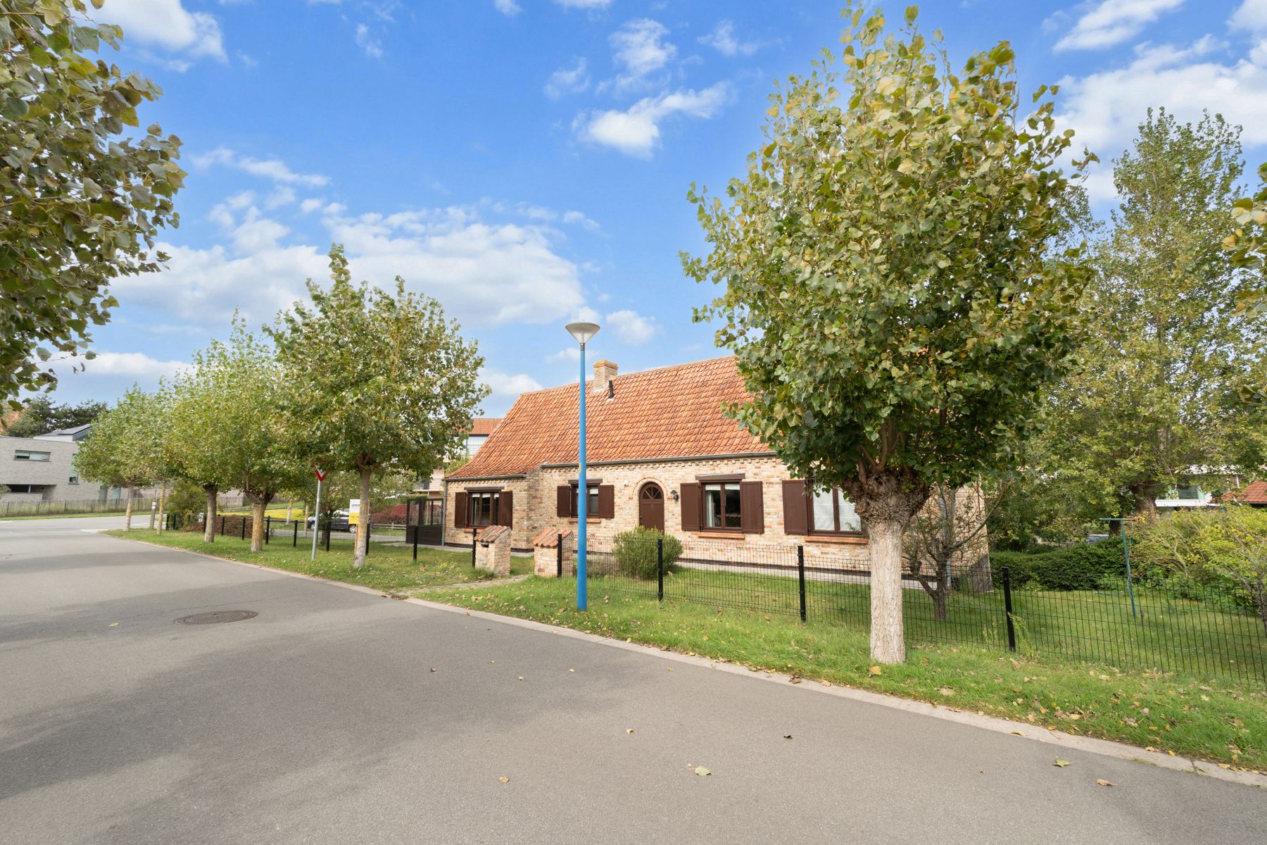 Ruime vrijstaande woning foto 25