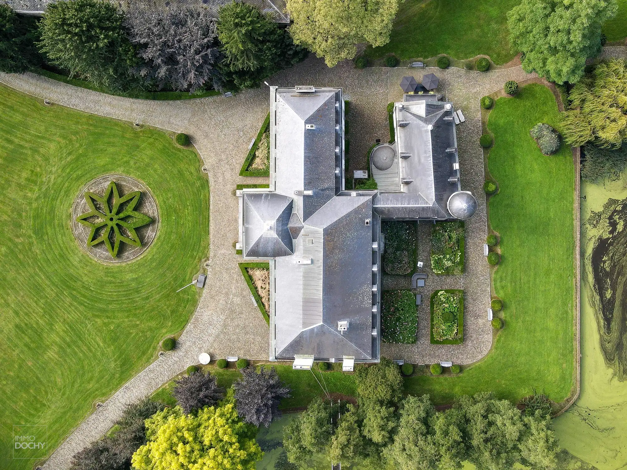 Prachtig gerestaureerd authentiek landhuis te Gors-Opleeuw (gelegen tussen Hasselt en Tongeren) foto 8